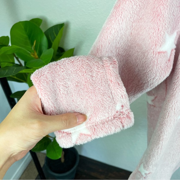 -`♡´- Free! Fuzzy Star Print Soft Pullover Sweater Size S - Picture 8 of 11